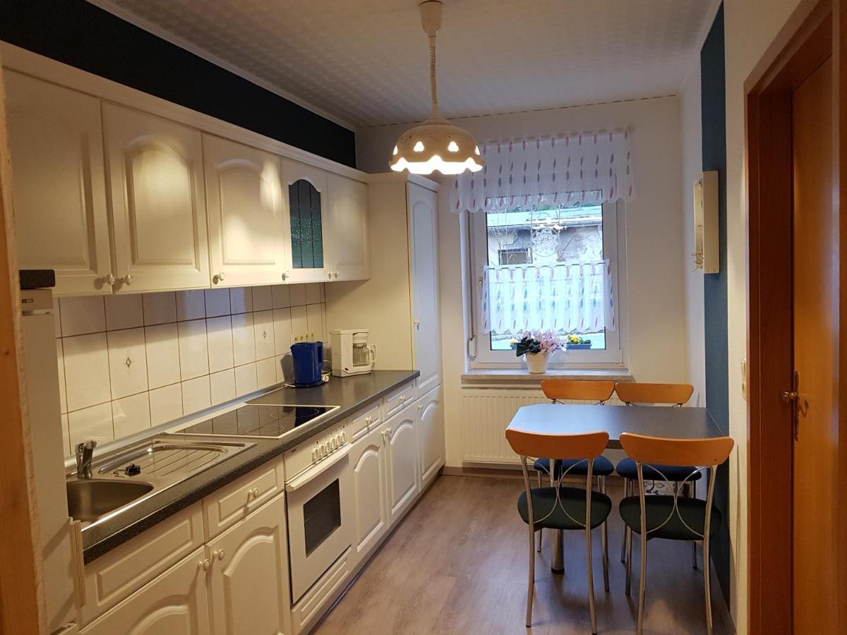 Ferienwohnung Mit Garten Und Spielplatz 클링겐터 외부 사진