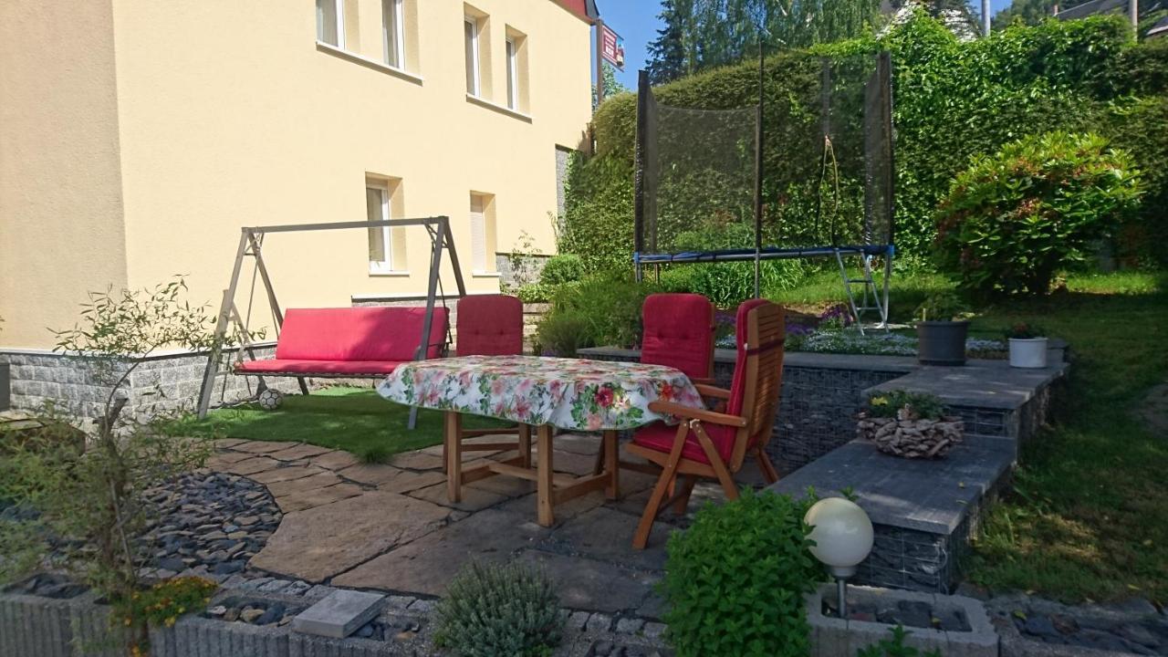 Ferienwohnung Mit Garten Und Spielplatz 클링겐터 외부 사진